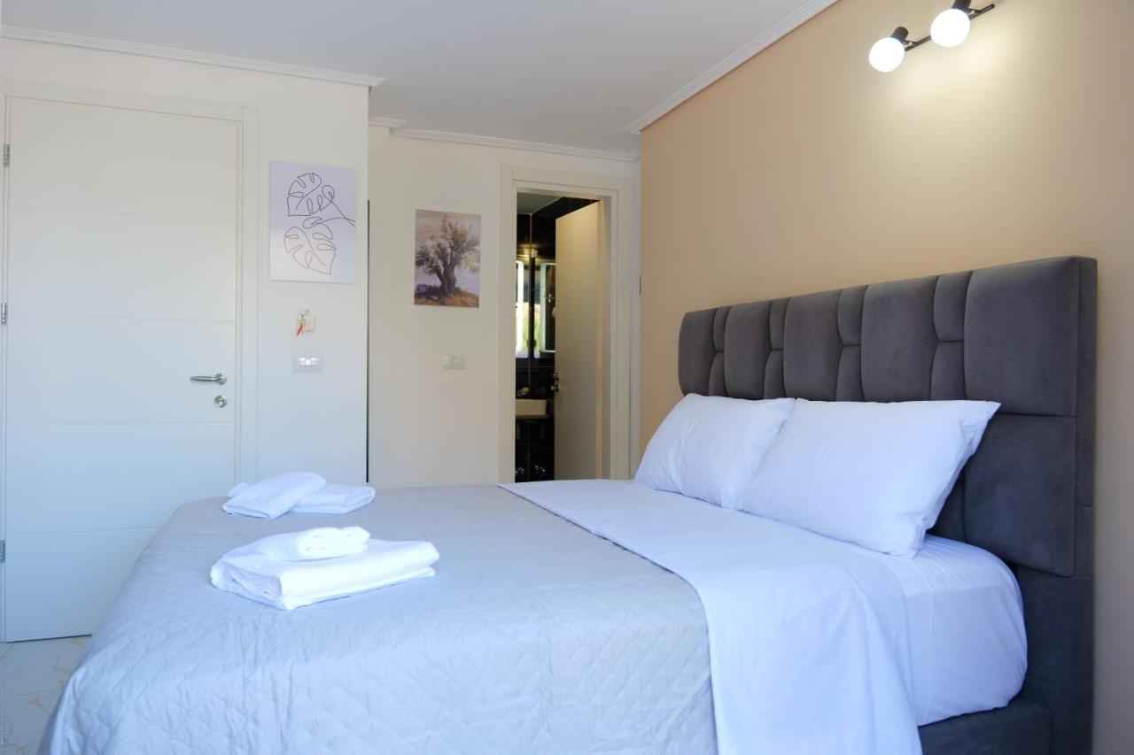 Elite Hotel Sarandë Eksteriør billede