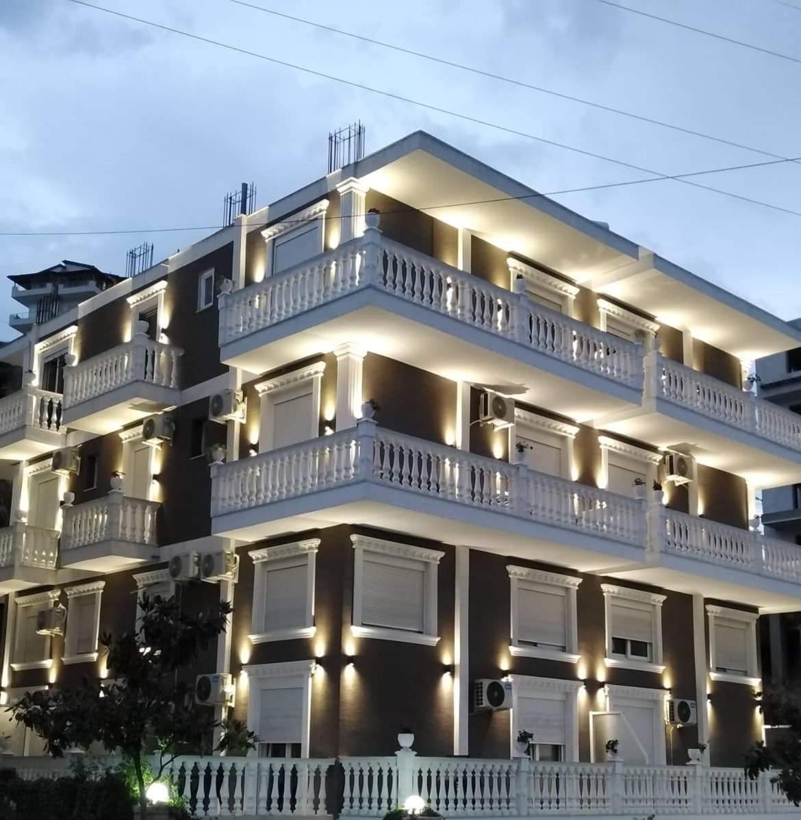 Elite Hotel Sarandë Eksteriør billede